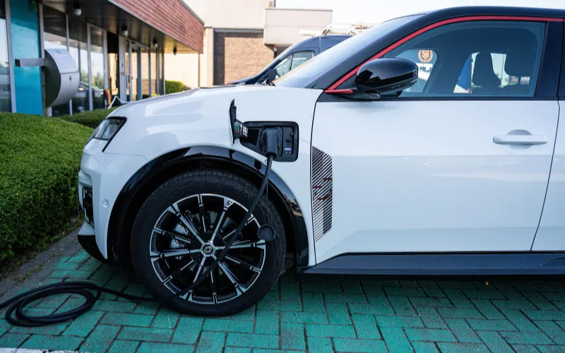 Bornes de recharge installé par ValoEnergy : Le Hub, Tinlot